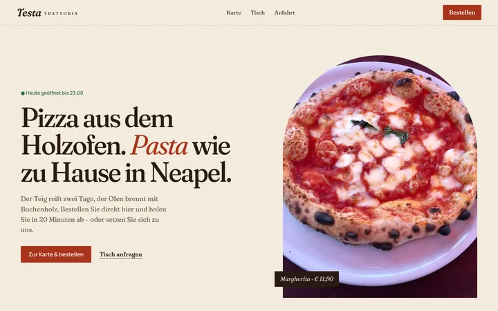 Startseite des Konzept-Restaurants Trattoria Testa: Überschrift „Pizza aus dem Holzofen“, Pizza-Foto und Bestell-Button